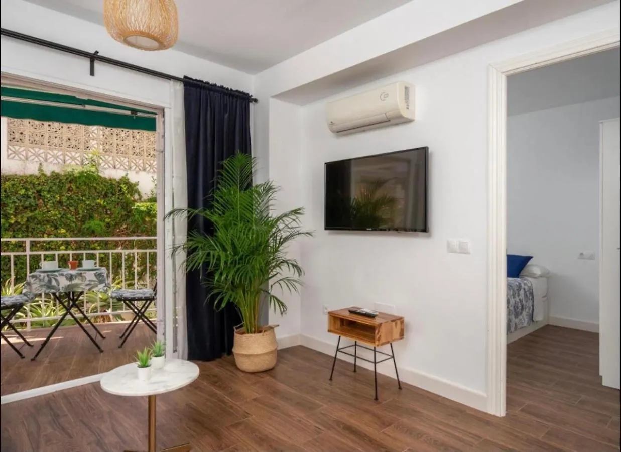 Bonito Apartamento En Torremolinos La Carihuela Appartamento Spagna